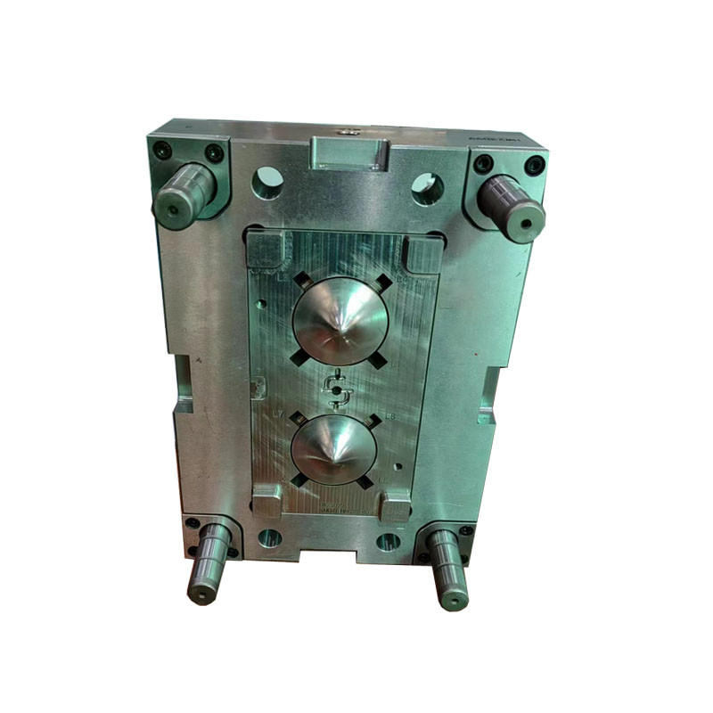 Système de coulée à chaud Outils d'injection en plastique pour NAK80 avec composants principaux de moule