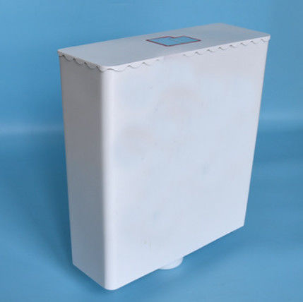 Garnitures en plastique adaptées aux besoins du client pour le moulage par injection de rinçage d'équipement de toilette