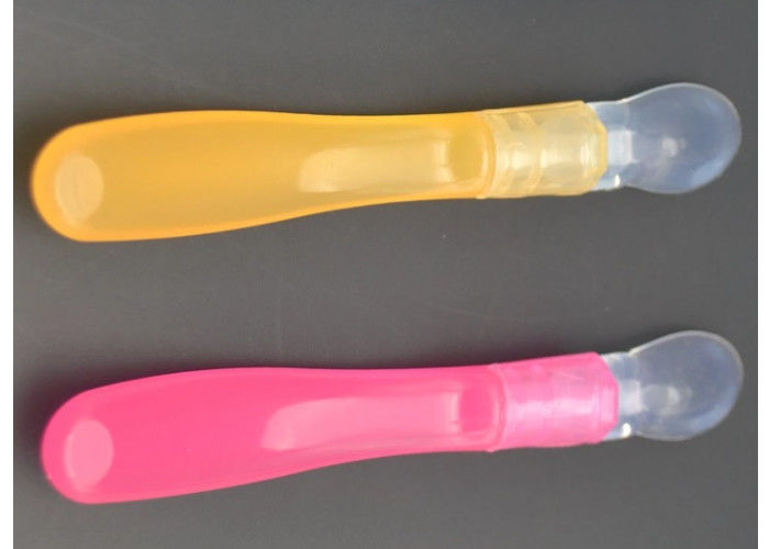 Cuillère réutilisable d'alimentation de bébé de moulage par injection de silicone de 2 couleurs